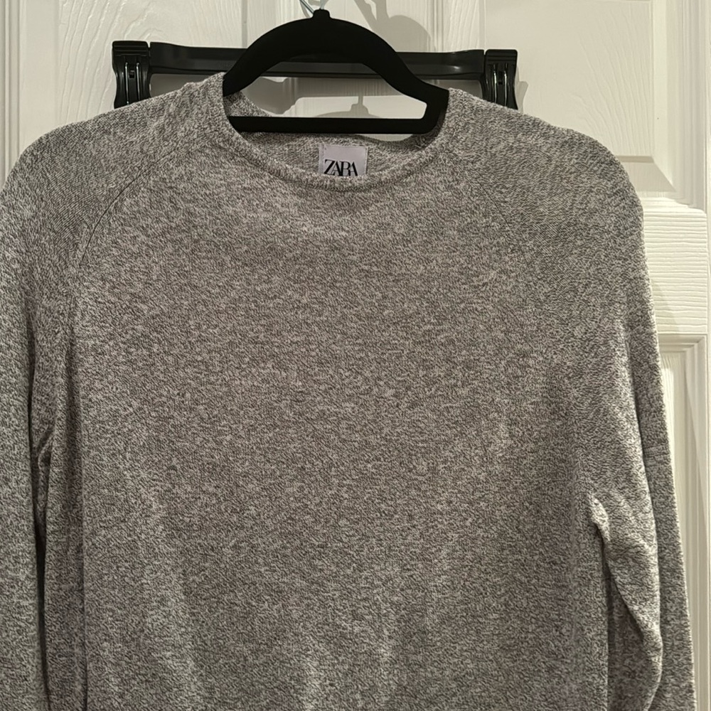 Zara grey light weight sweater